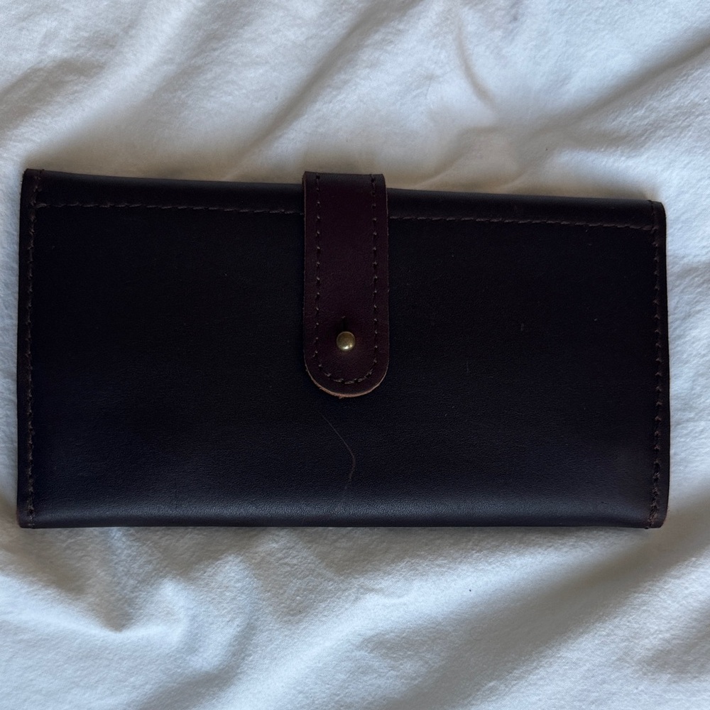 Elegant Dark Brown Leather Wallet